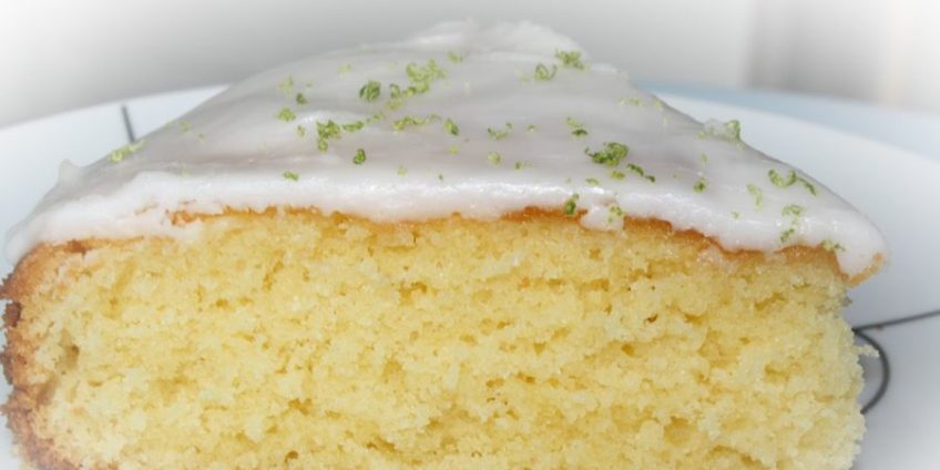 Bolo de limão siciliano fácil de preparar.