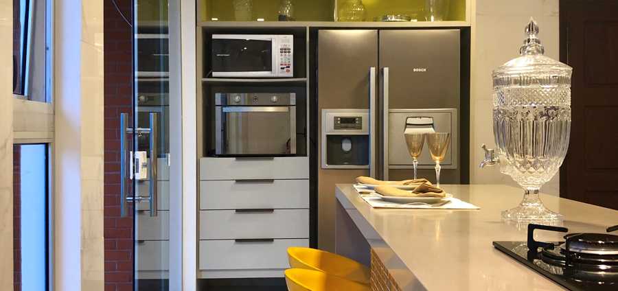 Cozinha residencial por Idealize Arquitetura